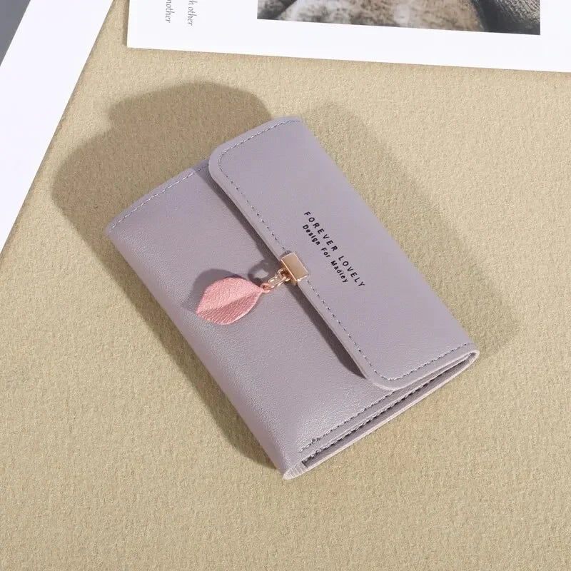 Velora Clutch - Credit Card Holder