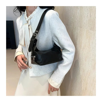 New women's armpit bag retro shoulder bag leather zipper handbag