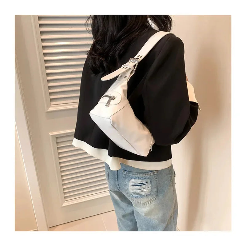 New women's armpit bag retro shoulder bag leather zipper handbag