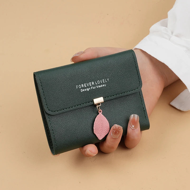 Velora Clutch - Credit Card Holder