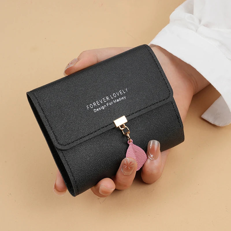 Velora Clutch - Credit Card Holder